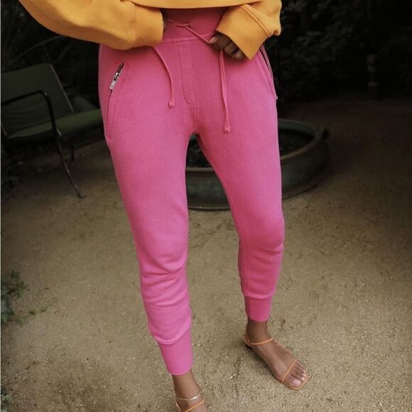 Bandier x Sincerely Jules Bright Rose The Juniper Jogger - Picture 3 of 16